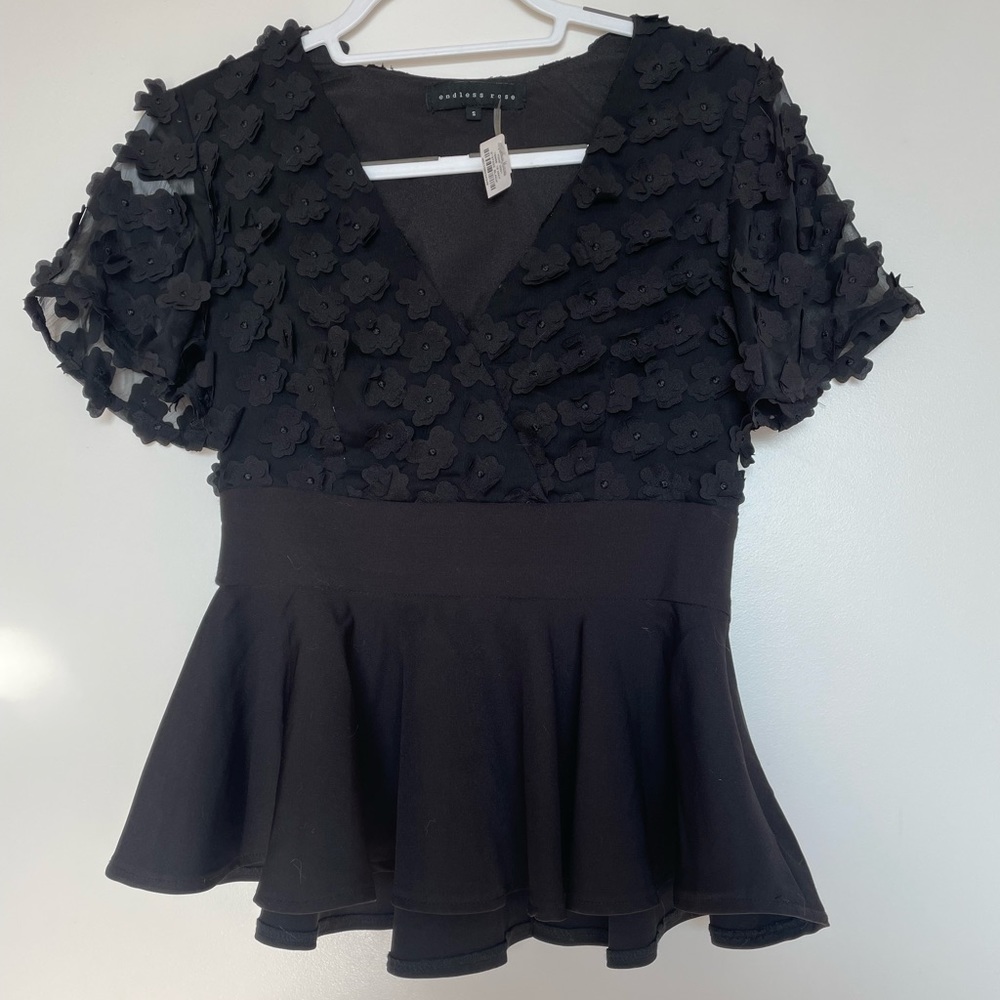 Endless Rose flower appliqué peplum blouse Size S